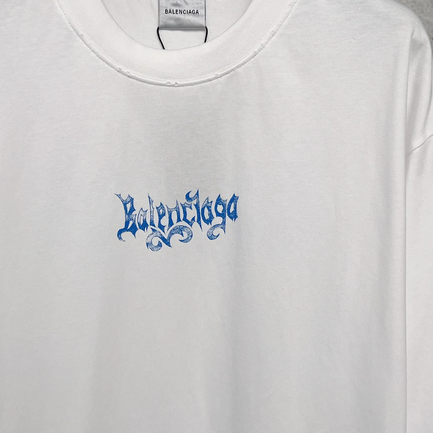 【 . Quality】BALENCI*GA/ .SS 26 New Arrival 。 Balenclag* T 。 . Authentic ， 。 ZP 。 260 ， . ， ， 。 。 ， 。 OS . Same Style ：BL 263778 ：Black，White Size：XS S M L